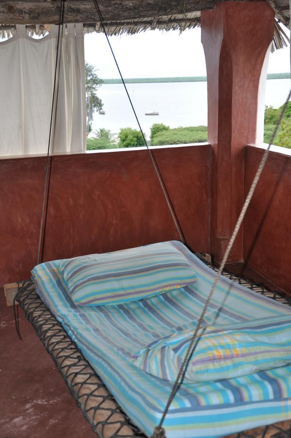 Sweet Banana House Bed & Breakfast Lamu Exterior photo