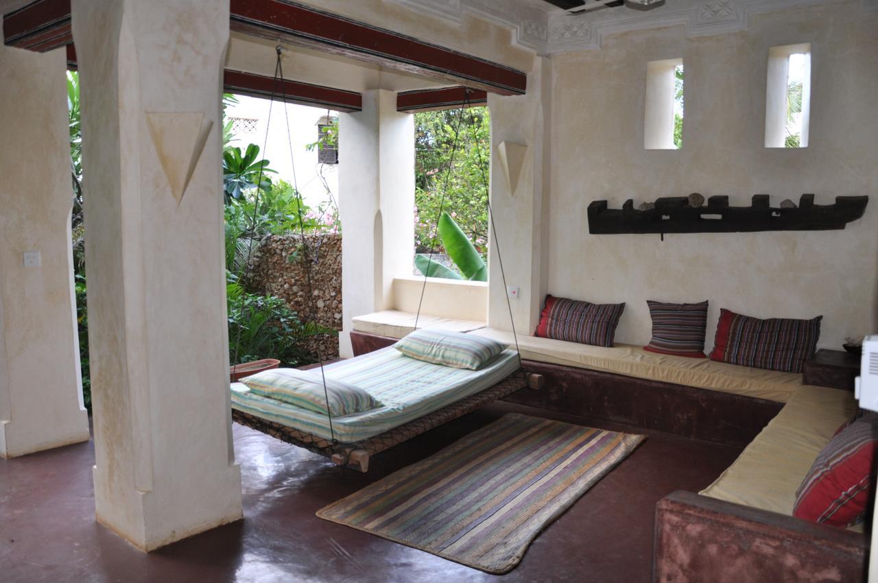 Sweet Banana House Bed & Breakfast Lamu Exterior photo