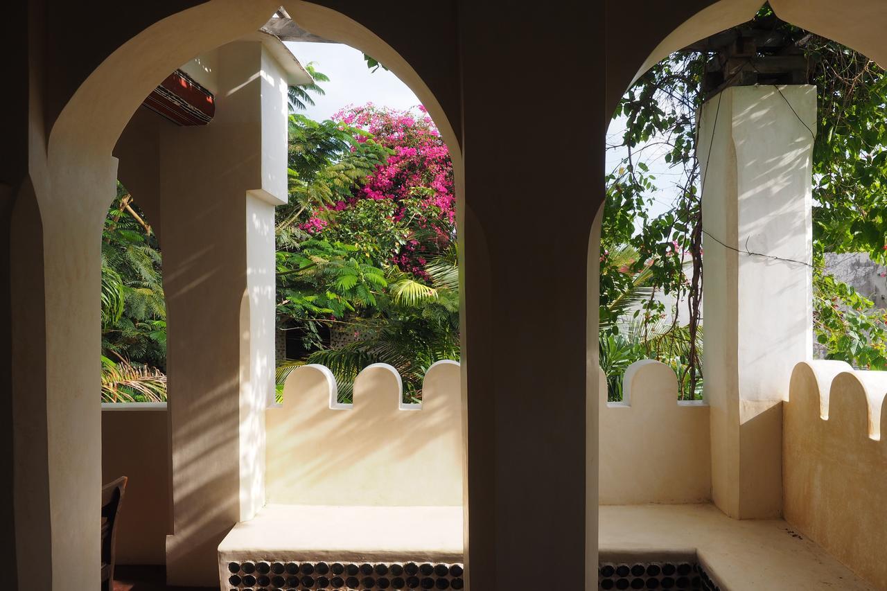 Sweet Banana House Bed & Breakfast Lamu Exterior photo